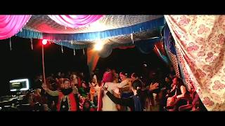 लड़कियों ने किया शादी में सुपरहिट पहाड़ी डांस