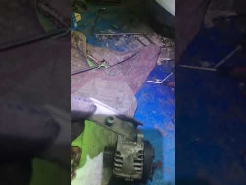 Снимаем генератор на Ford Kuga часть 2