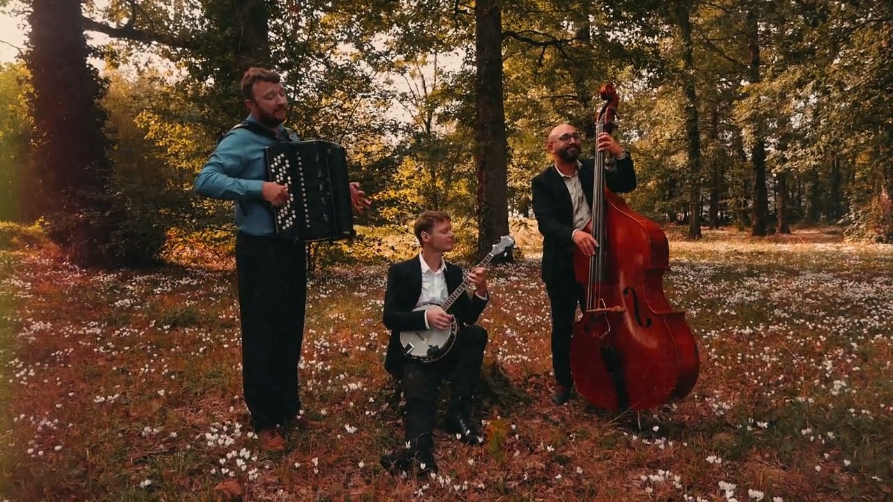 Medley Trio Saugrenue