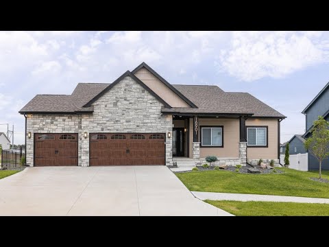 16901 Vernon Ave, Omaha, NE home video tour