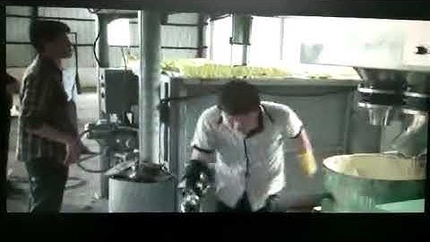 QYFB-007 Automatic box foaming machine whatsapp&wechat: 0086-13267452990