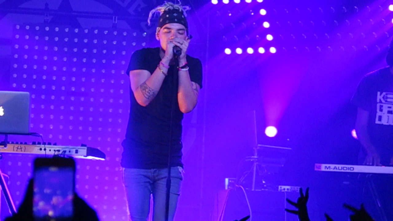 William Singe and Alex Aiono (HD) LIVE Changes Tour