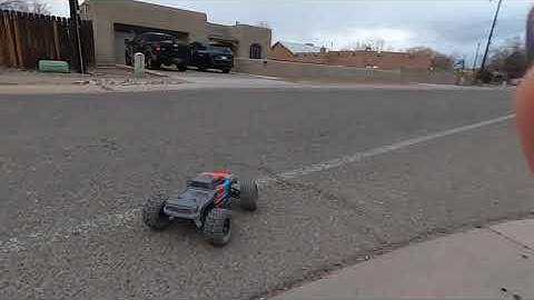 Arrma Granite Voltage speed test brushless upgrade 3S top speed run 40 MPH!!!