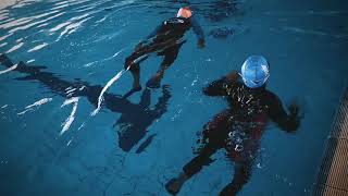 Beginner Swimmers : Keep Your Head Above Water