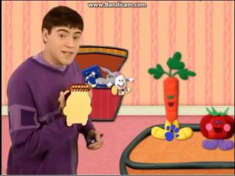 Blue's Clues: 3 Clues From The Story Wall