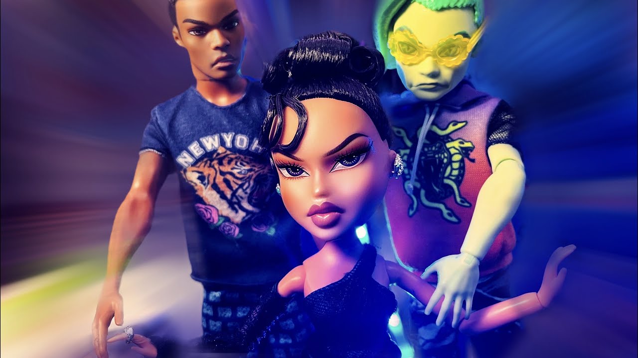 Doll Chaos: Bratz vs. Barbies and Monster High | Dollhouse Drama 29