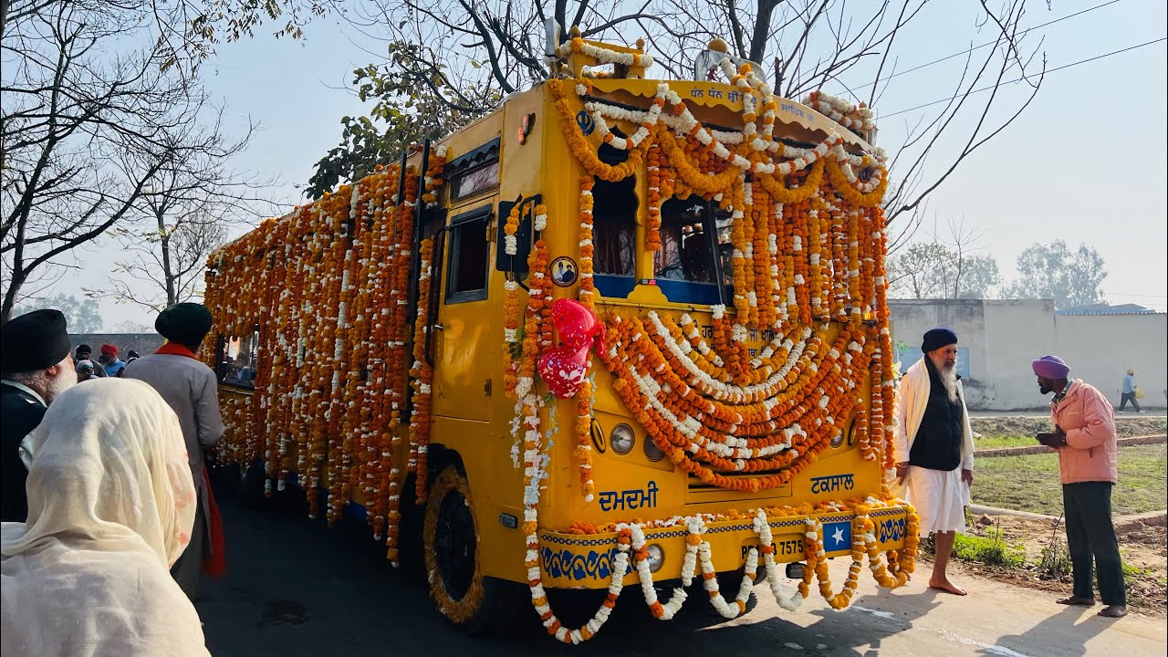 ਸ੍ਰੀ ਗੁਰੂ ਰਾਮ ਦਾਸ ਮਾਡਰਨ ਸਕੂਲ, ਖੁਜਾਲਾ ਦੇ ਵਿਦਿਆਰਥੀਆਂ ਵੱਲੋਂ ਨਗਰ ਕੀਰਤਨ ਦਾ ਨਿਮਰਤਾ ਸਹਿਤ ਸਵਾਗਤ।