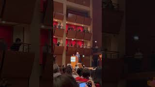 Bernie Sanders, discorso sui dati sulla ricchezza USA. Contro l’oligarchia” al Salone del Libro 2026