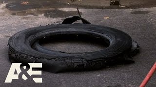 Shipping Wars: Marc Gets a Flat Tire (Season 7, Episode 7) | A&E