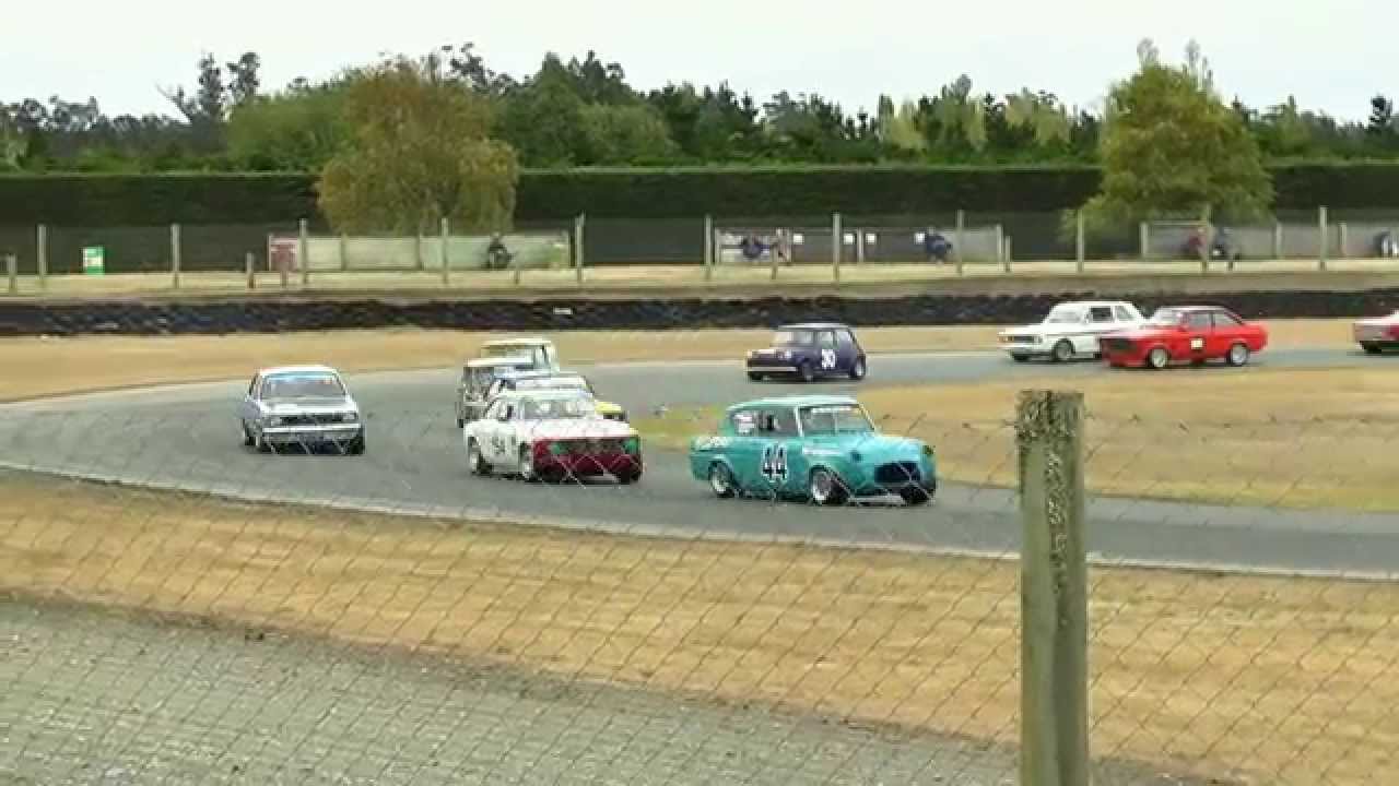 Timuru Raceway Small saloons at Timaru Raceway, Sunday 15th Feb, 2015. - YouTube