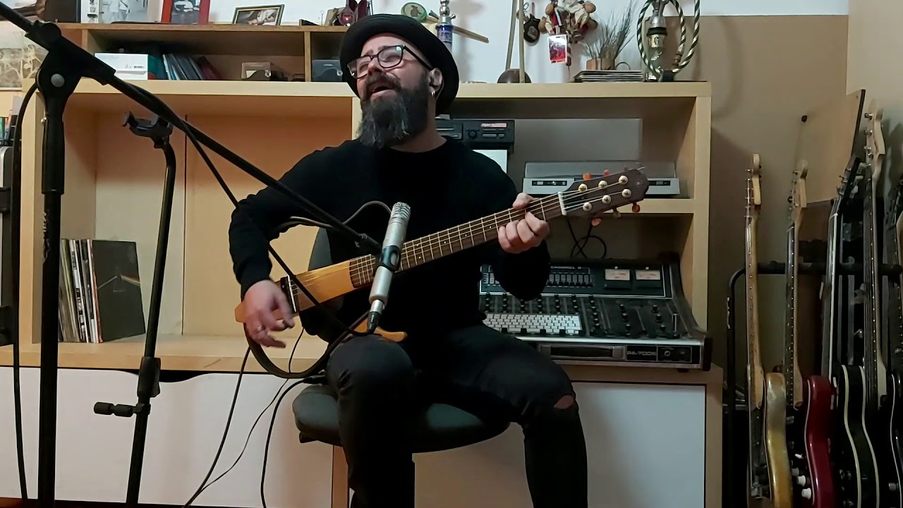 Negras como a noite- Pedro Carvalho (Xutos e Pontapés)