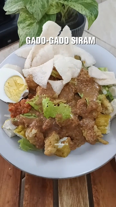 THE SECRET RECIPE OF DELICIOUS GADO-GADO SIRAM | THE EAST JAVANESE PEANUT SALAD