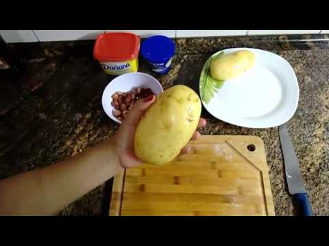 Batata recheada super fácil em menos de 10 minutos Batata recheada super fácil em menos de 10 minutos