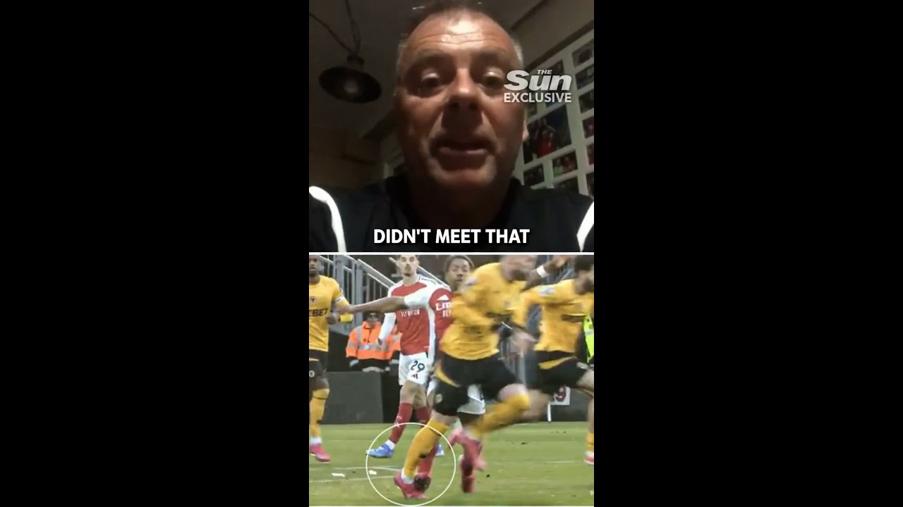 Ex-Premier League referee Mark Halsey Offers Opinion on Myles Lewis-Skelly's red card