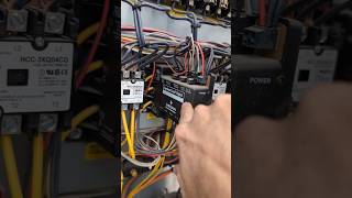 Flash Code 3- Compressor Protector Trip on a an Aaon RN Series RTU AE8-1328 R5
