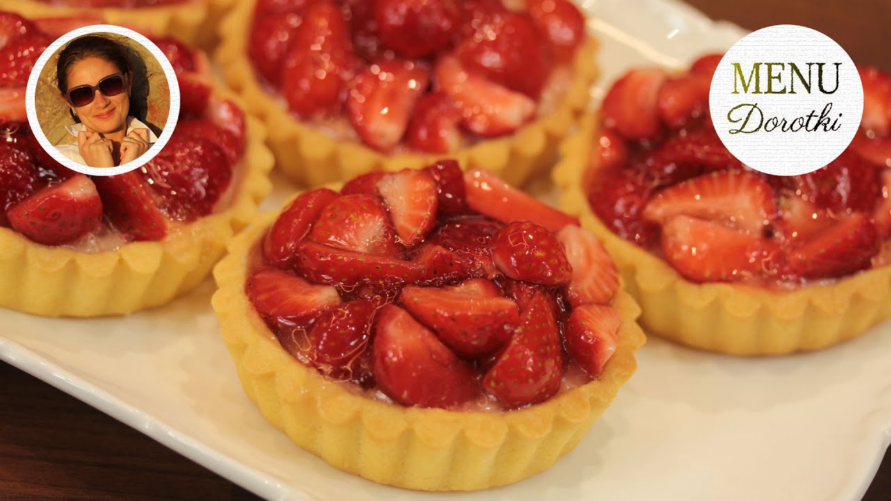 Tartaletki z truskawkami i kremem z mascarpone i śmietany. Jak zrobić kruche babeczki? MENU Dorotki.