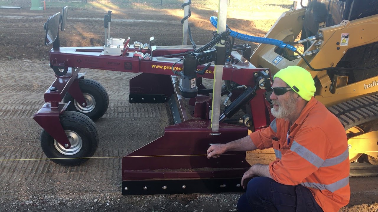 SharpGrade 2.2(7') DGR Laser grader with Leica Trisonic Sensor on