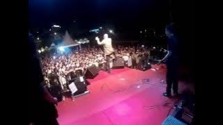 Tengkorak - Konflik