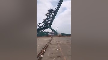 Crane getting demolished! #longshoreman