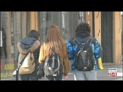 29/03/2021 - E' caos per le riaperture scolastiche
