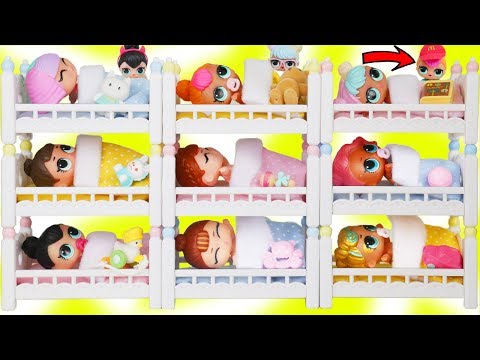 Surprise Dolls + Sisters Mix Wrong Bunk Beds and Pets in Vending Machine