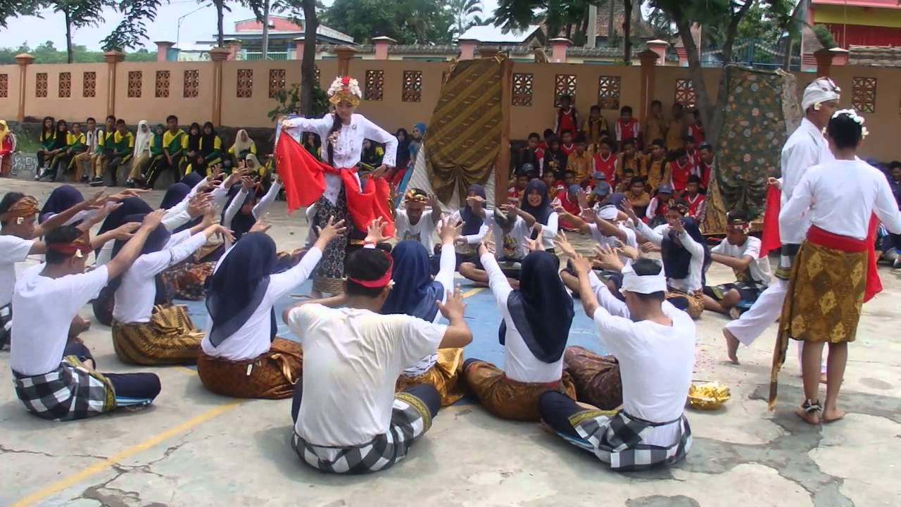 Tari kecak XII Mia 2 SMAN 1 Pacet
