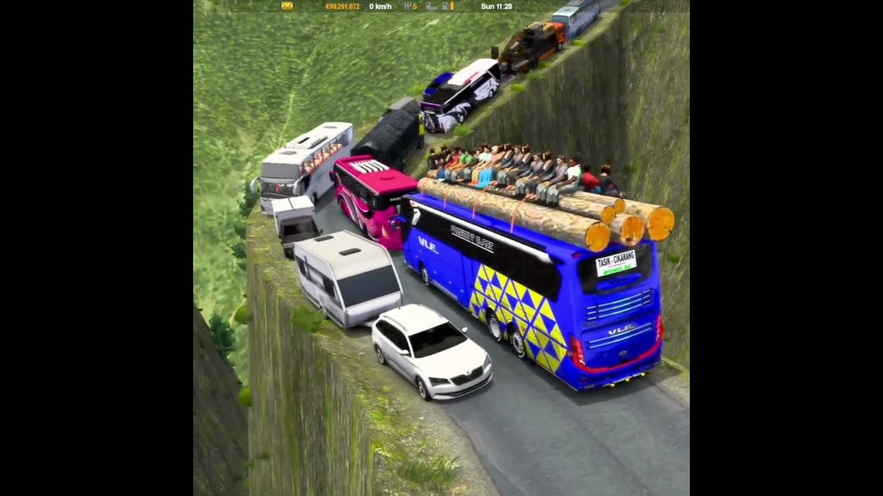 Mountain Road Completely Impassable After Mind-Bending Crash - Euro Truck Simulator 2