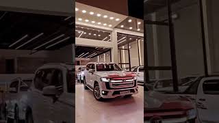 White Land Cruiser LC300 ✨️❤️ #landcruiser #ЛендКрузер #viralvideos #black #toyota #car #shorts #gxr