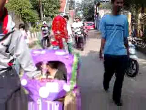Fatih Lomba Sepeda  Hias Agustus  an 17  Agustus  201 YouTube