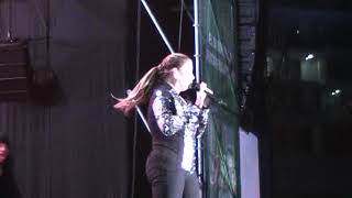Olga Tañon "Muchacho Malo"  Estadio Nacional de Lima Perú.
