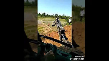 بیل بکهو 