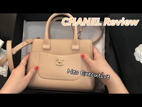 Neo executive leather handbag Chanel Beige in Leather - 21059363