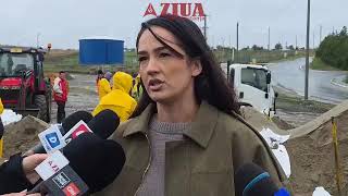 Primăria Valu lui Traian a înființat un Centru de Permanență și distribuie saci de nisip