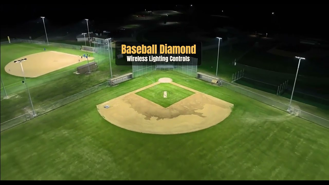 [Highlight] Les Cubs ne trouvent pas la balle sur le pop-up intérieur et  les bases sont remplies., image size:1280x720