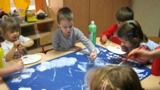 Zimowe zabawy plastyczne radosnych maluszków screenshot 3