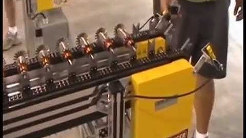 Indexing Chain with Adjustable Lane