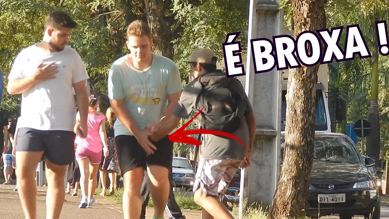 OLHA O CARRO DO LEITE PEGADINHA - YouTube