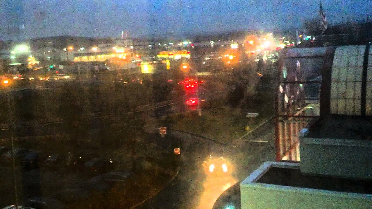 Dover/Schindler Hydraulic Elevator in AMC Loews East Hanover 12 Parking