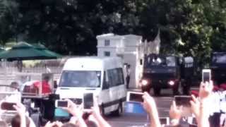 Moving of PG PM Lee Kuan Yew's casket out of Istana