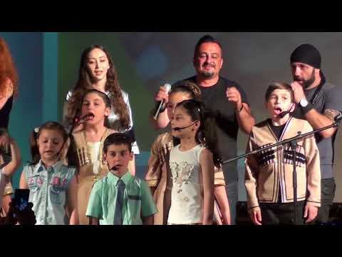 '\"გავაფერადოთ სამყარო\"  \" let's colour the wolrd \"(komp.N.Pavliashvili..aranj.Tsira Bzishvili