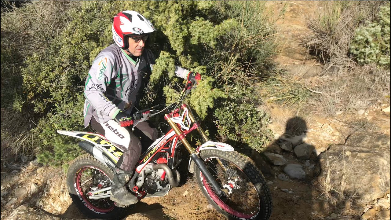 Trial sortie à St Pantaléon Les Vignes le 15- 12 -2024 pour finir en beauté l'année . 4K