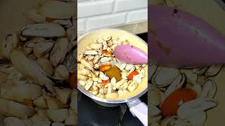 masak jamur merang 🍄 #shorts #shortvideo #jamur #jamurmerang #masakanrumahan