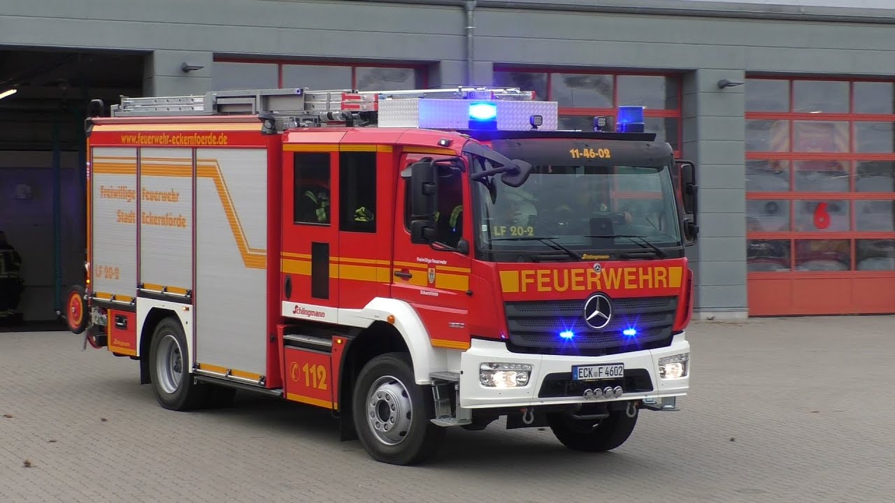 Ankommende FFler + Ausrücken | Einsatzfahrten Freiwillige Feuerwehr Eckernförde