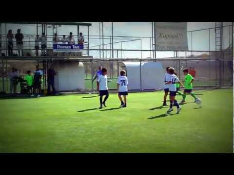 Vasilis Kontinos -
