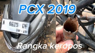 ホンダPCX125 jf56 フレーム破損、スクラップ。 mqdefault.jpg