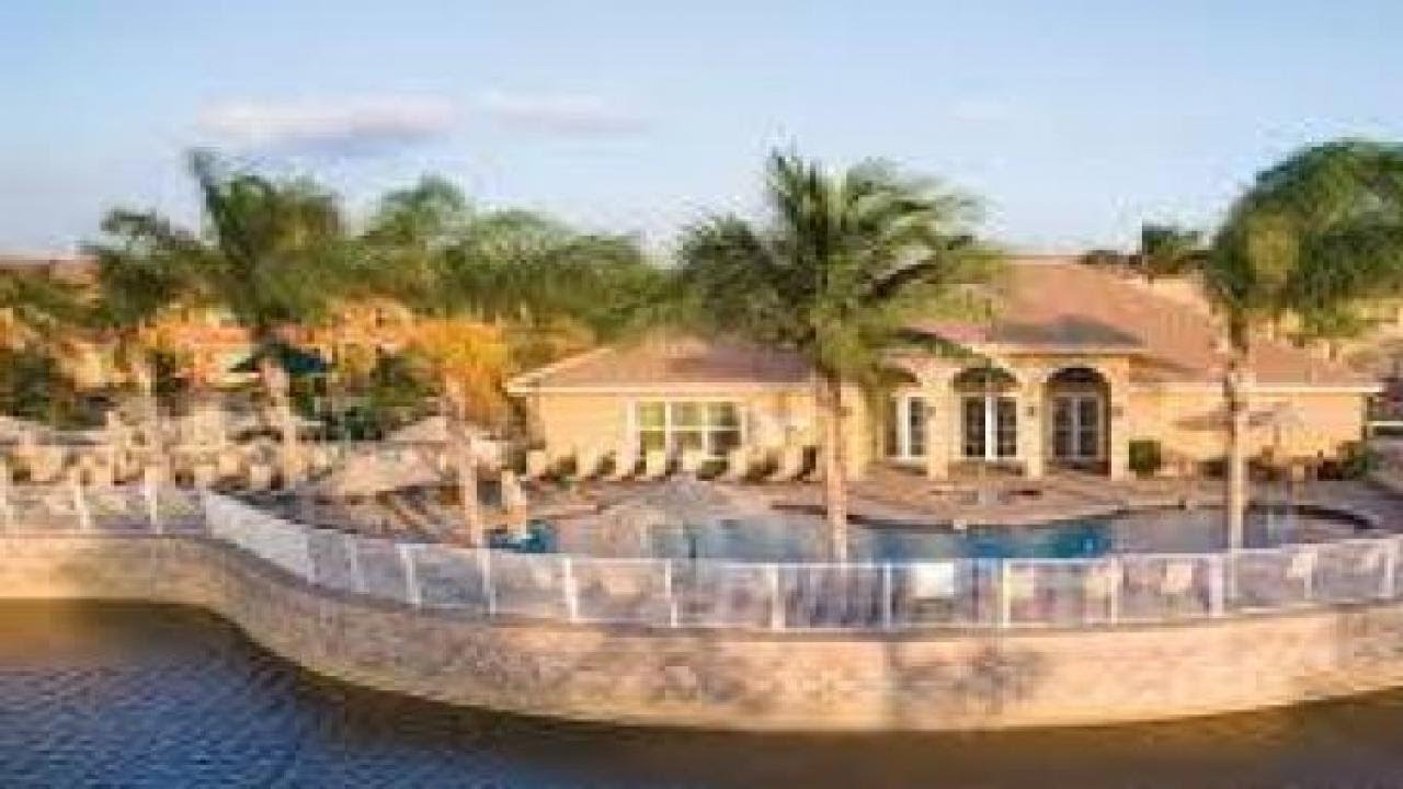 5798 Monterra Club Drive, Lake Worth, FL Presented by Guillermo