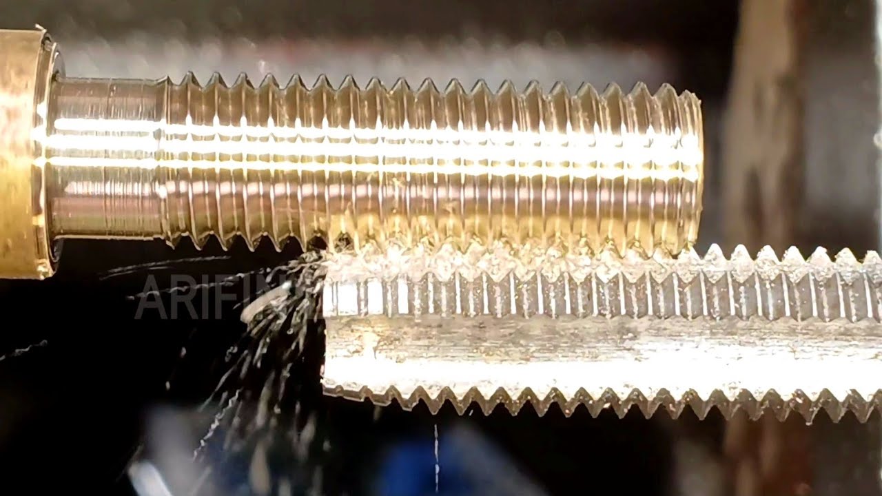 Cara mengedrat di mesin bubut memakai HANDTAP  ||  How to thread on a lathe using a HAND TAP