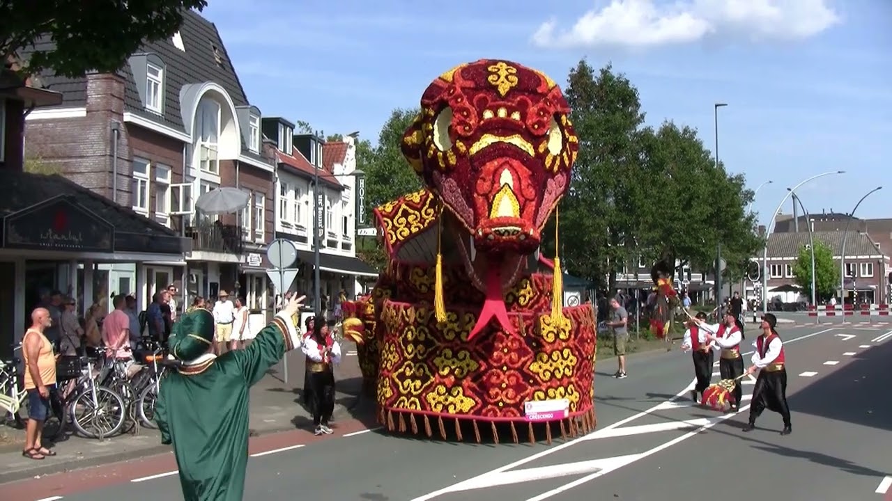 69e Bloemencorso Valkenswaard 10.09.2023 Deel 02/04