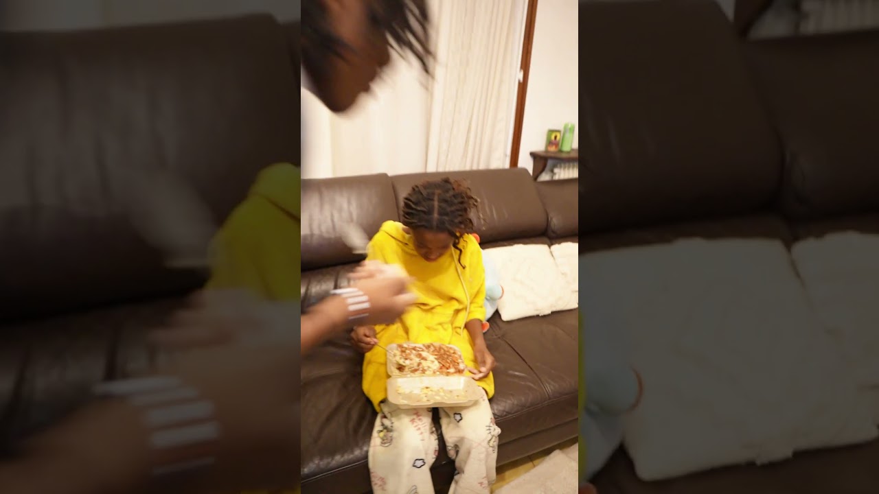 POV : on mange dans son Tasty Crousty #rohvn #humour #tiktok #prank #sœur 