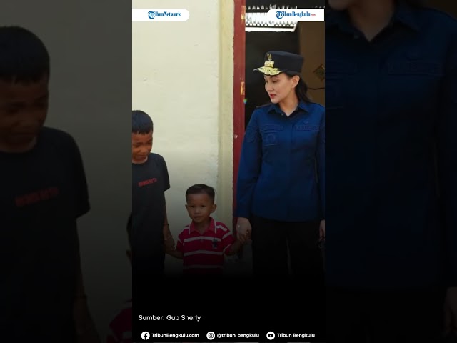 PAKSA' Momen Gub Sherly Ketemu Anak yang Tak Mau Sekolah